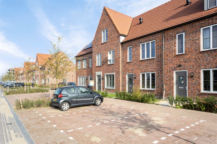 Bekijk foto 3 van Laan van Hout 15