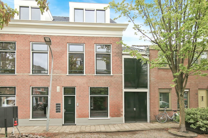 Bekijk foto 1 van Barendsestraat 14