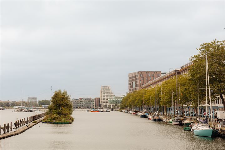 Bekijk foto 20 van Zeeburgerkade 516