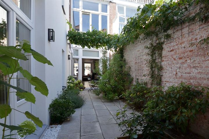 View photo 9 of 2e Schuytstraat 136