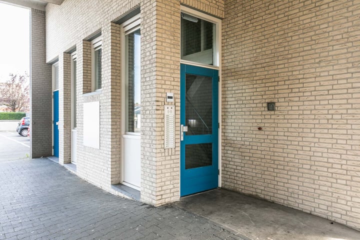 Bekijk foto 4 van Schildstraat 18-A3