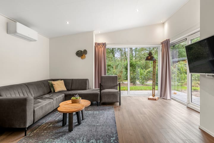 Photo 13 of Roekelseweg 48-HL45