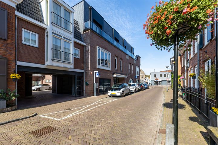 Bekijk foto 16 van Molenstraat 24