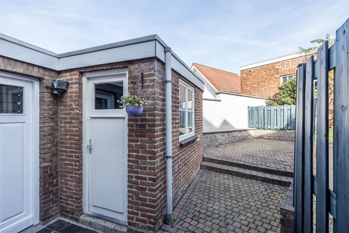 Bekijk foto 32 van Cremerstraat 15