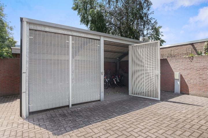 Bekijk foto 36 van Van Liedekerkestraat 52-B