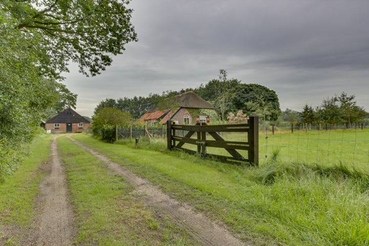 View photo 16 of Vennenbergweg 1