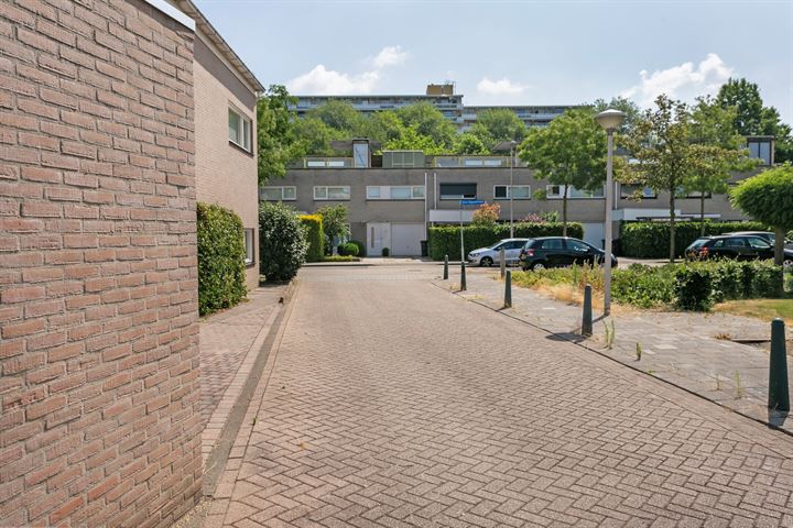 Bekijk foto 43 van Nijvelstraat 1