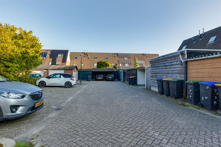 Bekijk foto 47 van Waliënsestraat 121