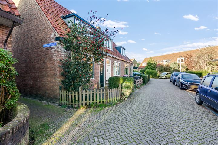 View photo 38 of Beetgumerstraat 41