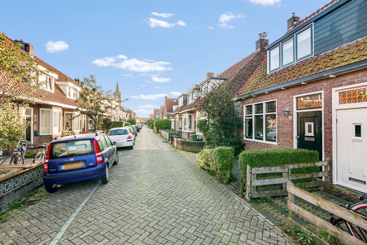 View photo 37 of Beetgumerstraat 41