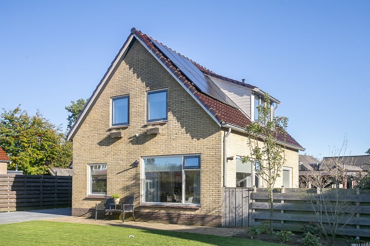 Bekijk foto 36 van Lindenlaan 42