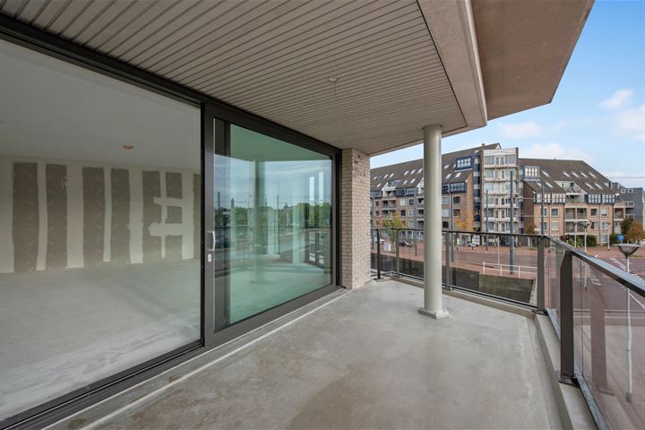 Bekijk foto 12 van Ireneboulevard 10