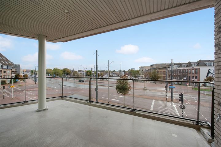 Bekijk foto 11 van Ireneboulevard 10