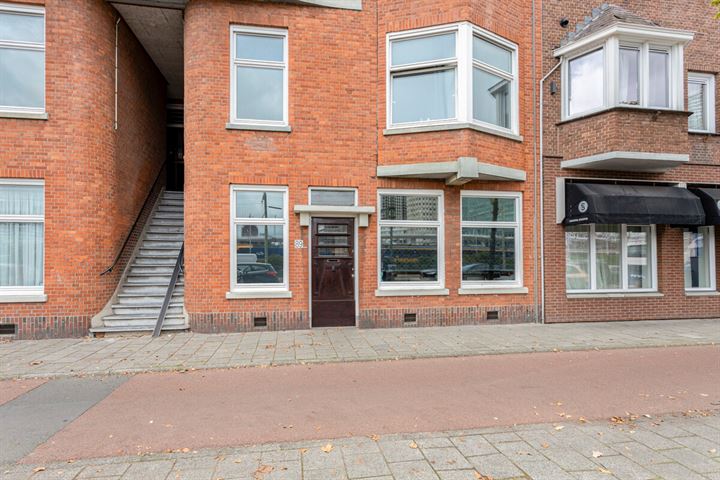 Bekijk foto 2 van Lekstraat 89