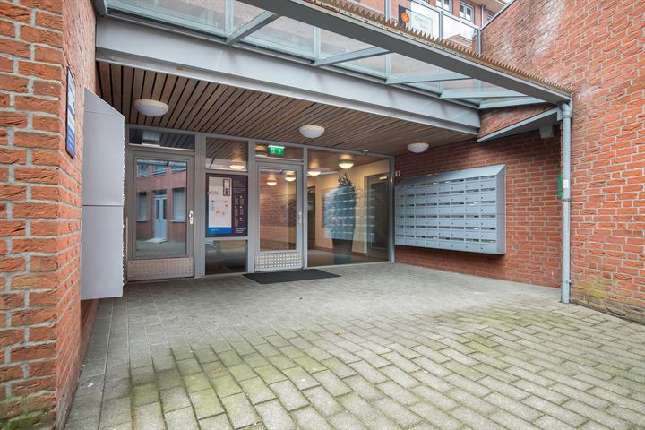 Bekijk foto 42 van Prins Frederikplein 323