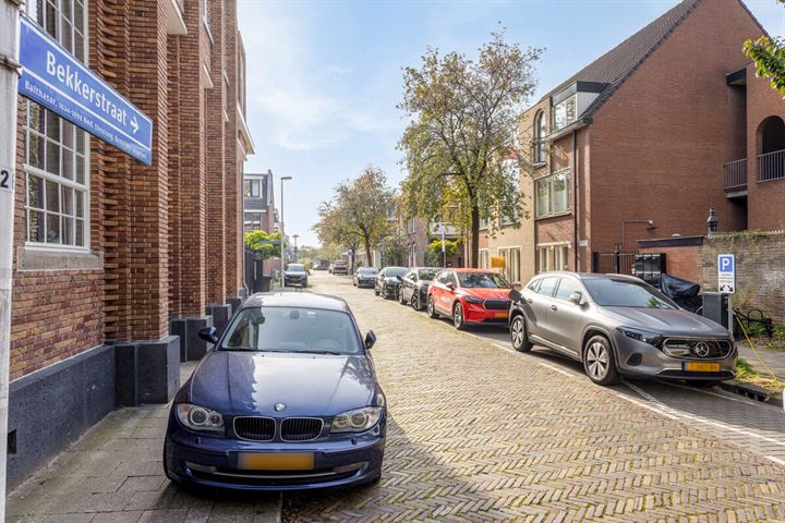 Bekijk foto 13 van Bekkerstraat 162