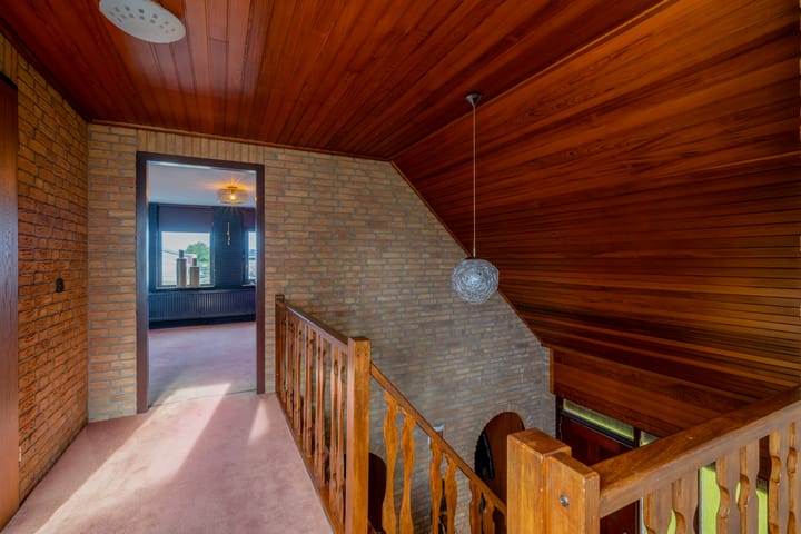 Photo 36 of Veenstraat 16