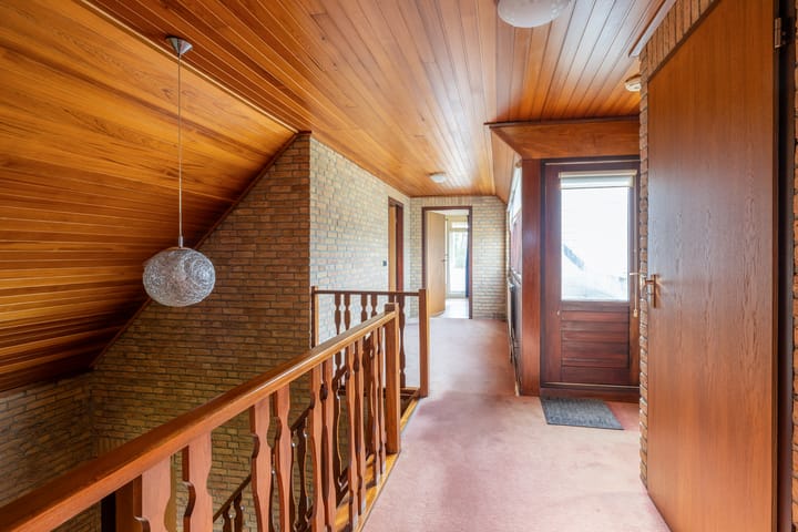 Photo 37 of Veenstraat 16