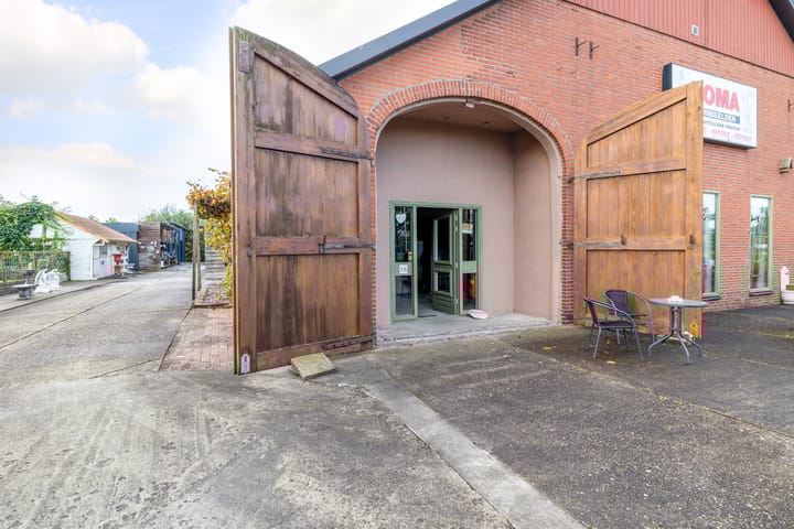 Photo 44 of Veenstraat 16