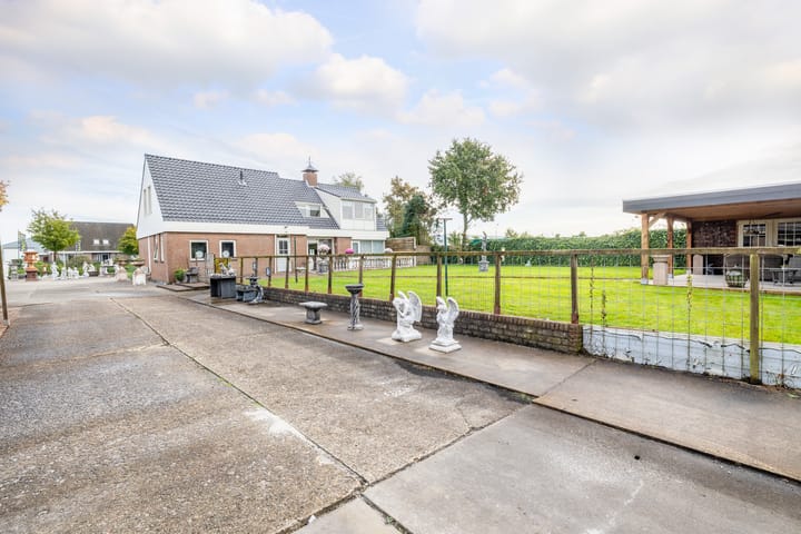 Photo 52 of Veenstraat 16