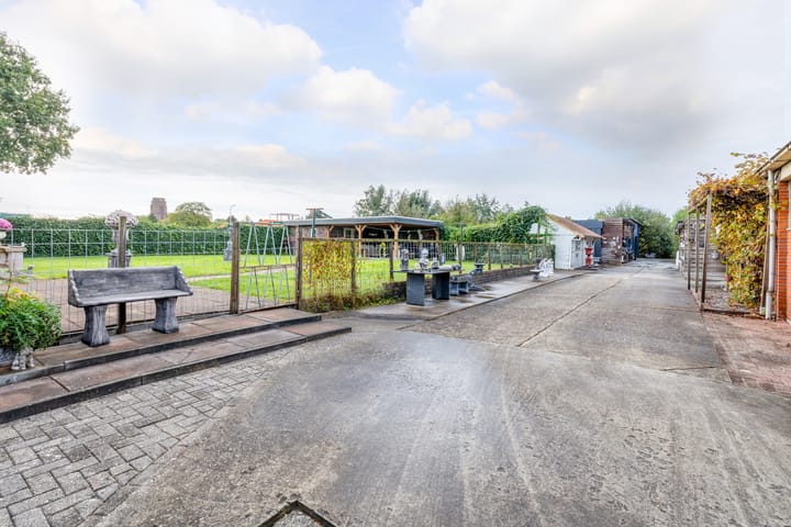 Photo 54 of Veenstraat 16