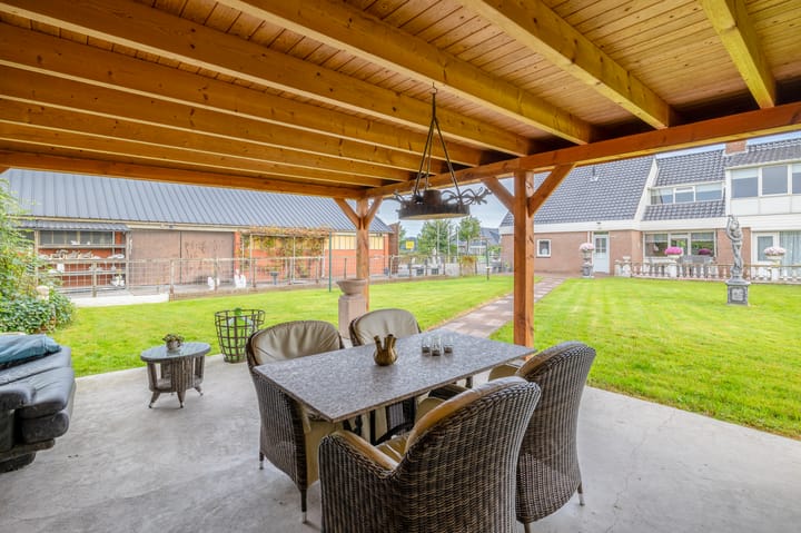 Photo 58 of Veenstraat 16