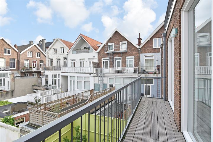 Bekijk foto 54 van Van Kinsbergenstraat 3-A