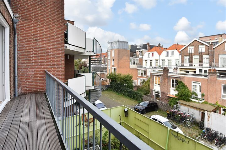 Bekijk foto 56 van Van Kinsbergenstraat 3-A