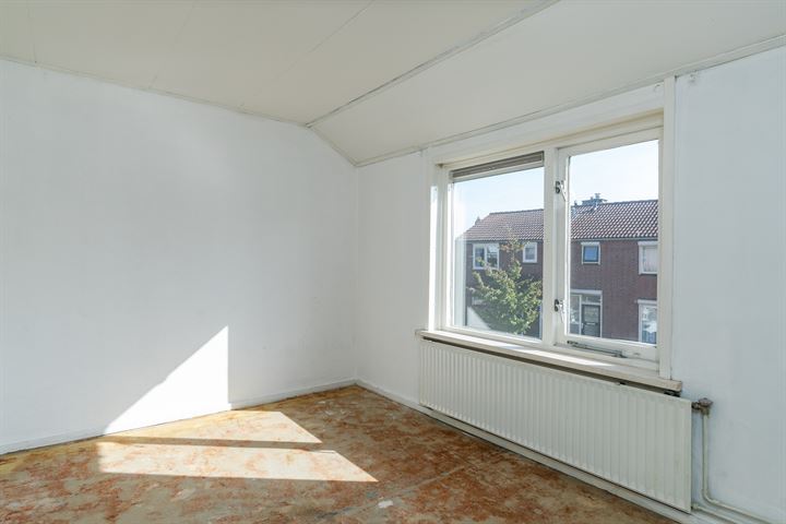 Bekijk foto 12 van Koninginnestraat 14