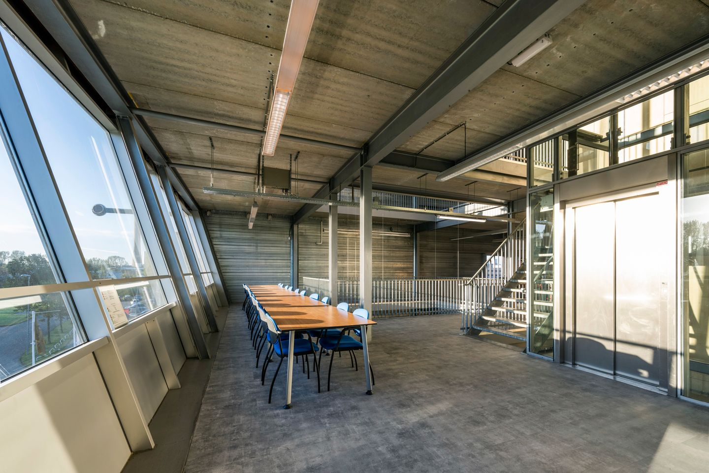 Bekijk foto 5 van Rooswijkweg 90