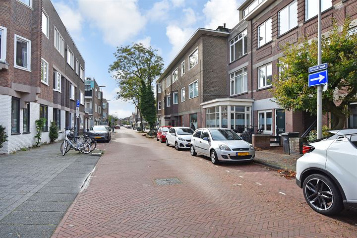 Bekijk foto 33 van Irisstraat 117