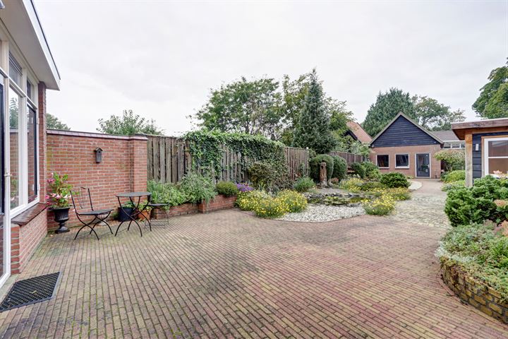 View photo 21 of Leeuwerikstraat 16