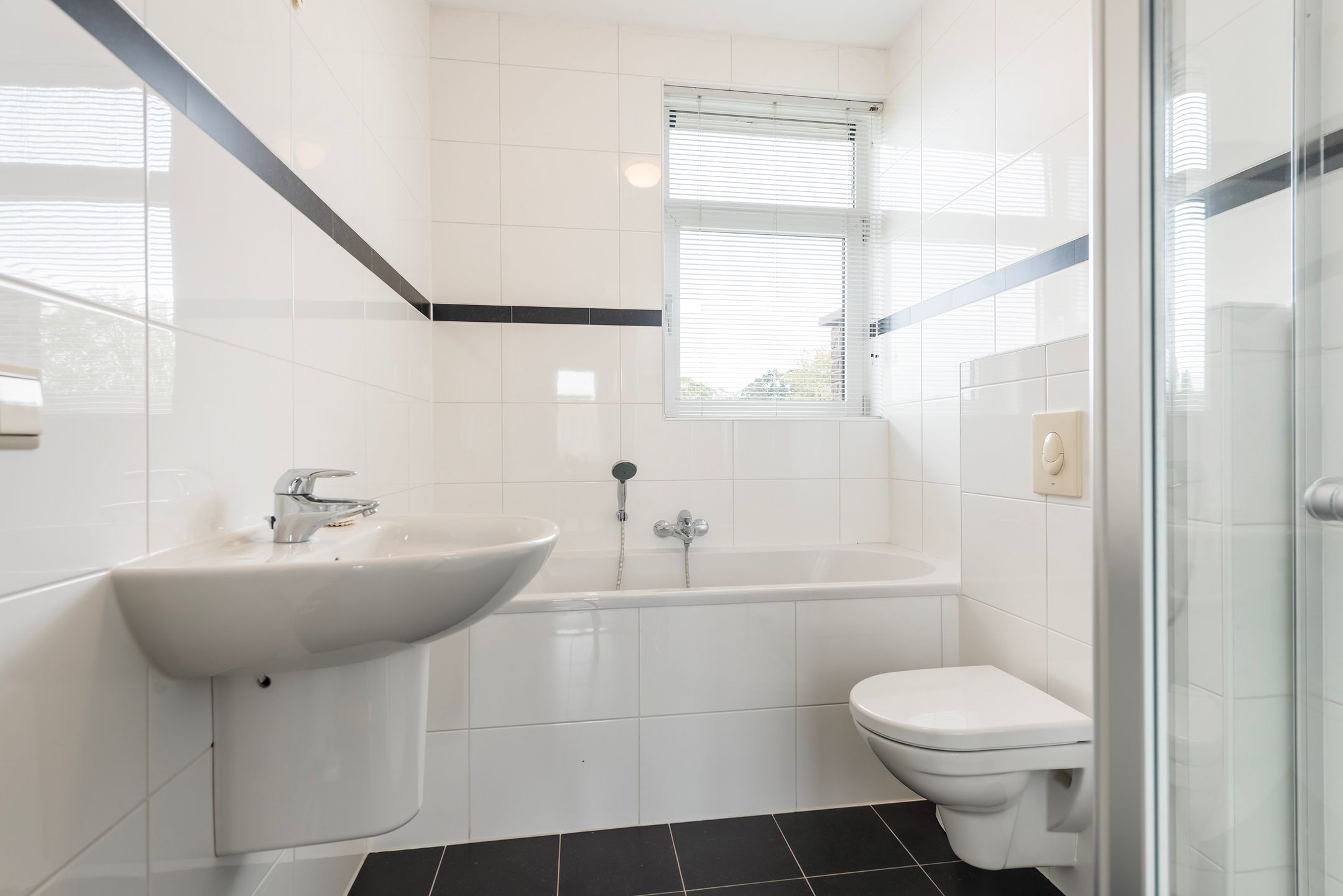 Foto 18 van Van Alkemadelaan 350-404