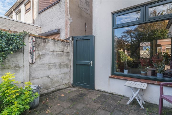 Bekijk foto 34 van Valkenburgstraat 8