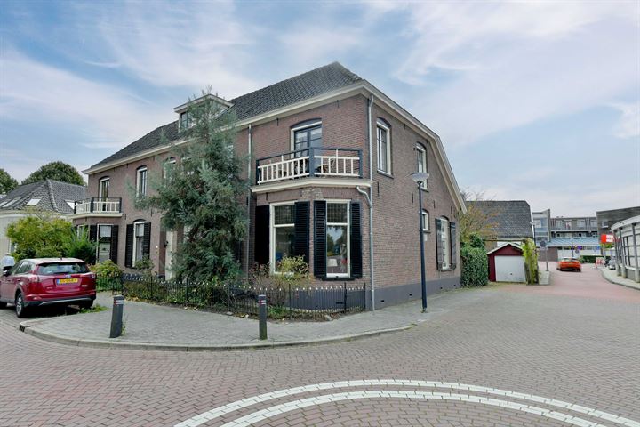 Bekijk foto 43 van Zutphensestraat 3