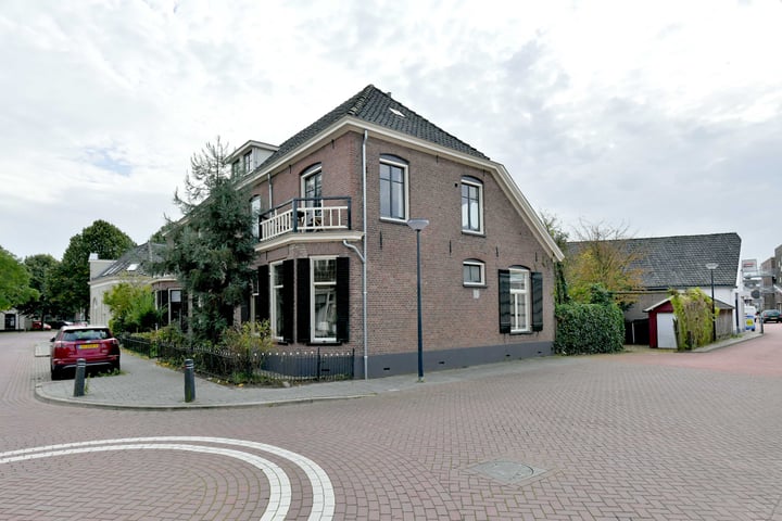 Bekijk foto 45 van Zutphensestraat 3