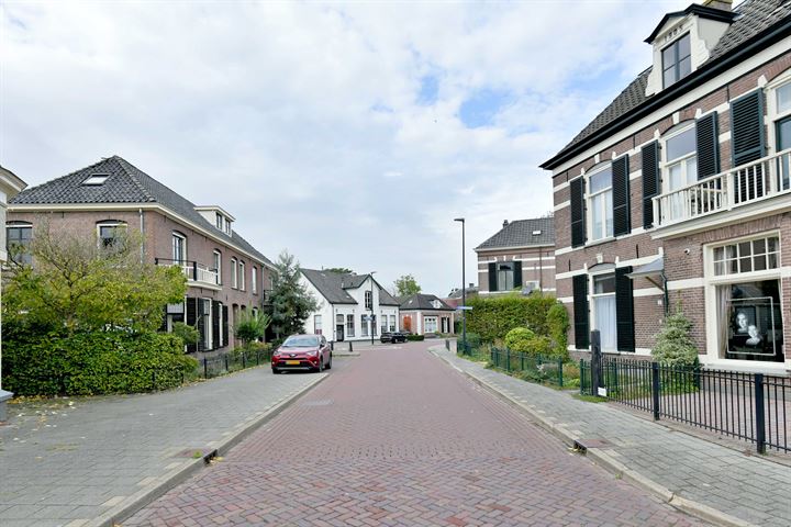 Bekijk foto 48 van Zutphensestraat 3