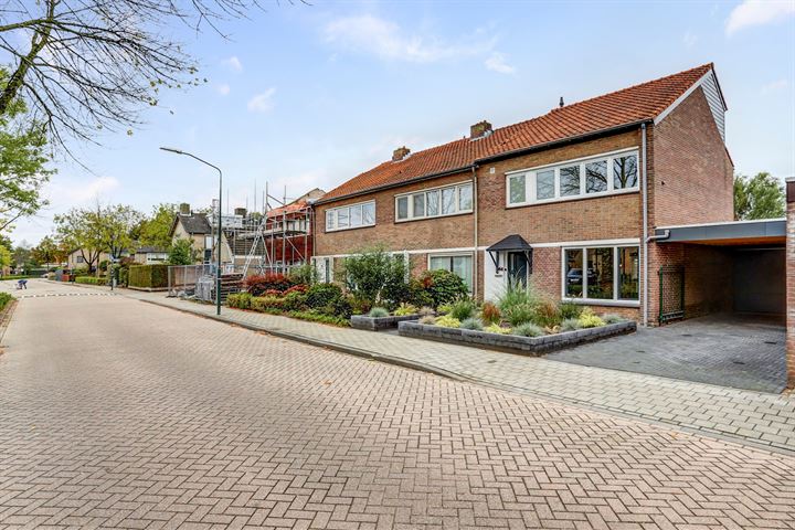 Bekijk foto 4 van Dr. A. Zijlmansstraat 44