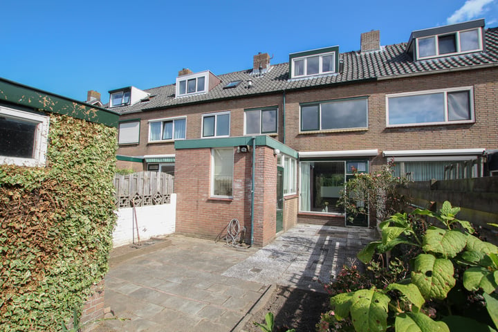 Bekijk foto 17 van Bellamystraat 85