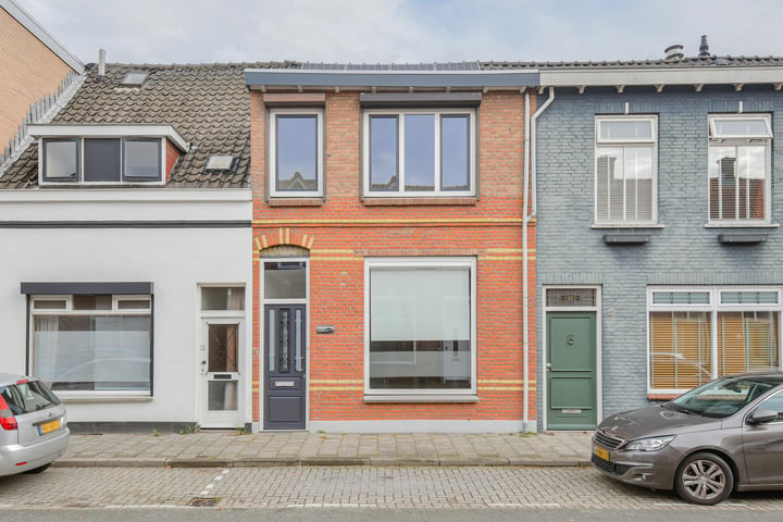 Bekijk foto 1 van Beekstraat 42