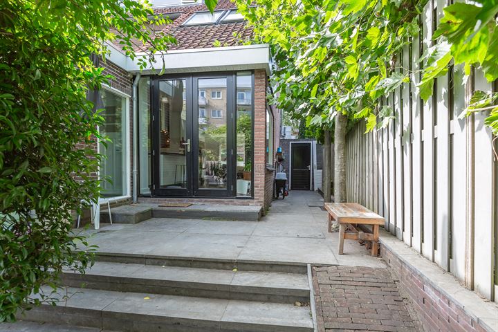 View photo 44 of Rozenstraat 28