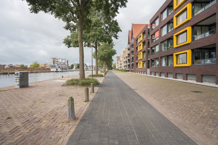 Bekijk foto 47 van Flitsstraat 90-202