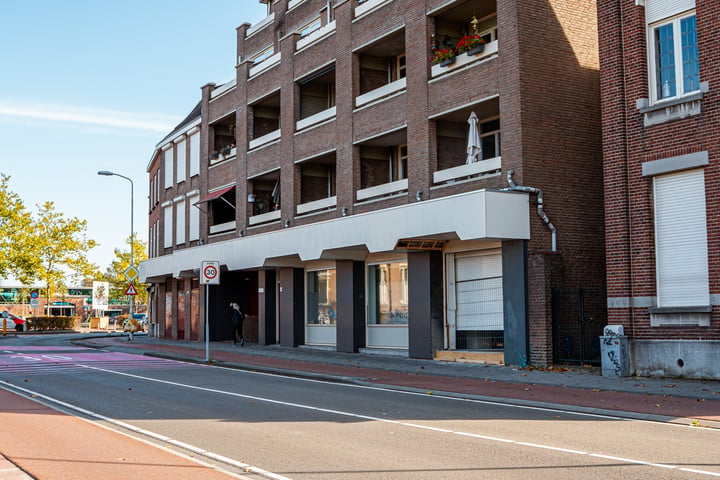 Bekijk foto 3 van Stationsstraat 51