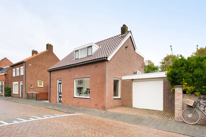 Bekijk foto 1 van Elsstraat 32