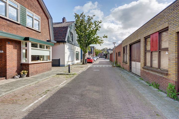 Bekijk foto 33 van Van Mislostraat 28