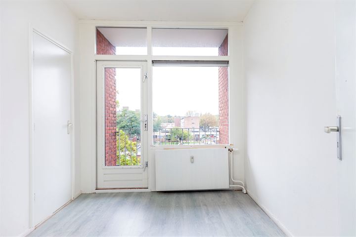 View photo 11 of IJsselstraat 125