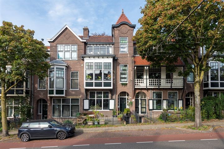 Bekijk foto 1 van Paul Krugerstraat 18