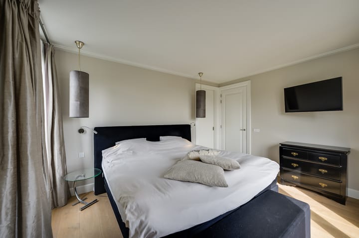 Foto 45 van Bredaseweg 24