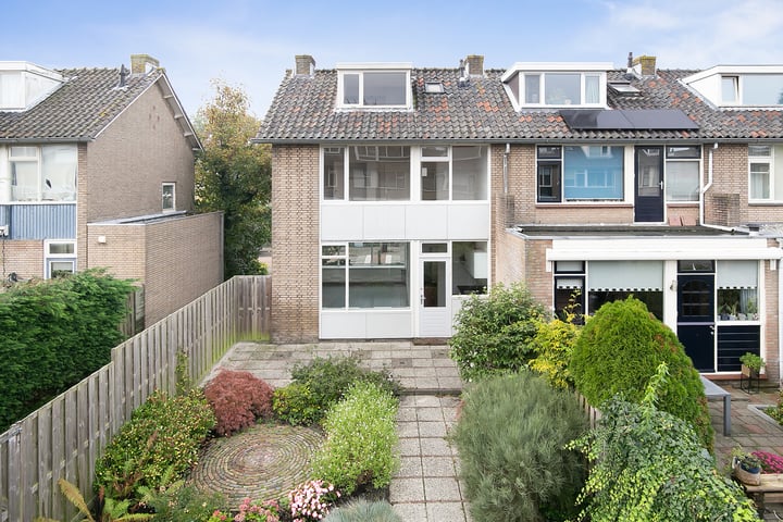 Bekijk foto 34 van Prinses Irenestraat 13