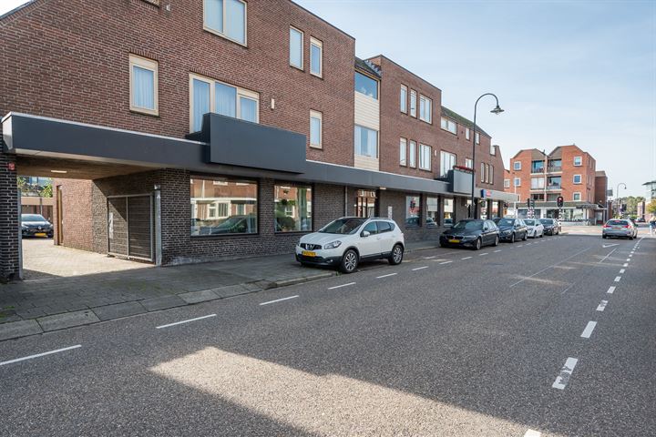 Bekijk foto 43 van Cortenbachstraat 134